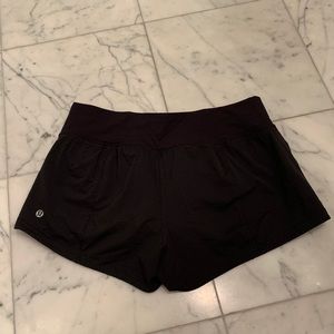 Lululemon black shorts